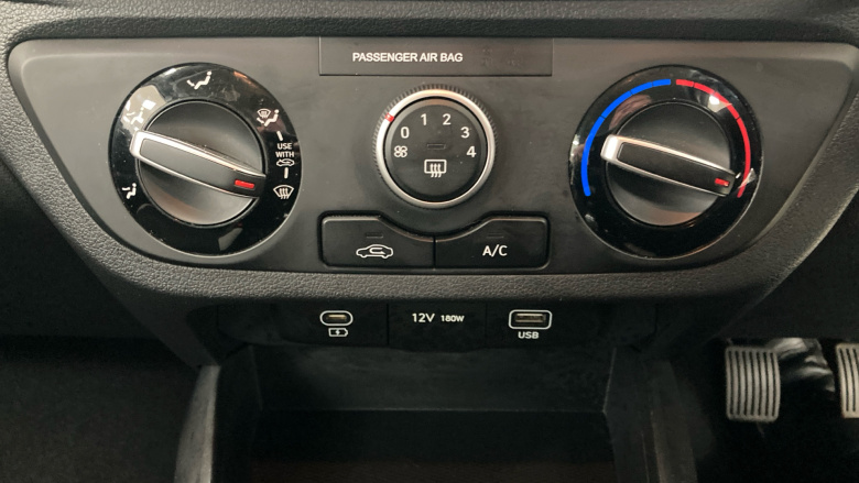 Hyundai i10 1.0 Advance 5dr Petrol Hatchback